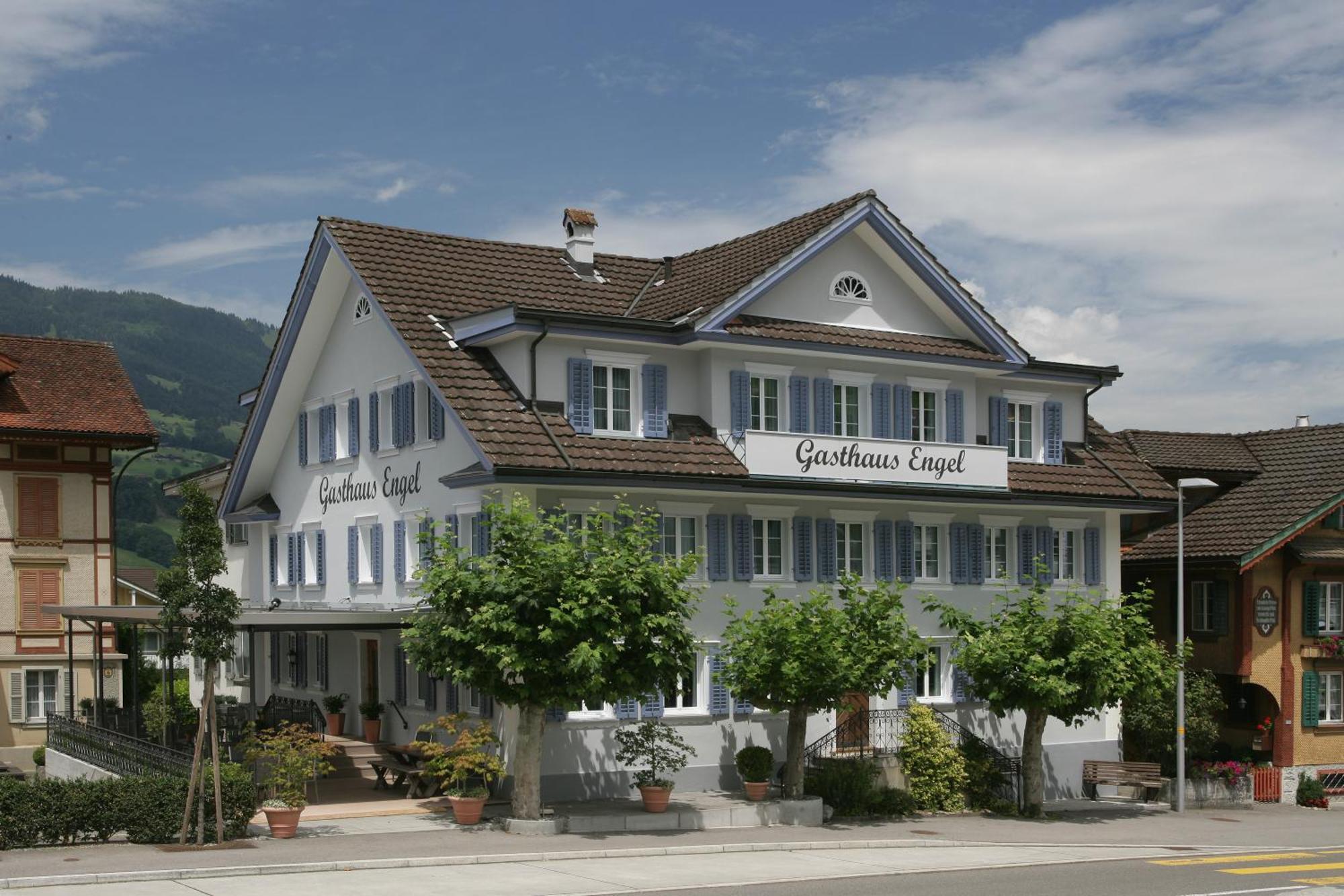 Gasthaus Engel Sachseln Dış mekan fotoğraf